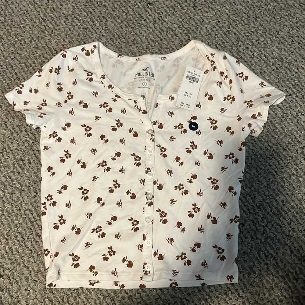 Hollister Baby Tee